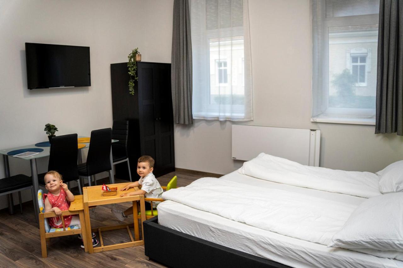 Kolibri Apartman - Mako Exterior photo